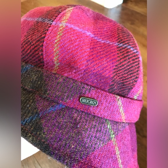 Mucros Weavers Ireland Wool Newsboy Flapper style Pink Plaid cap Woman’s Hat - Picture 3 of 10